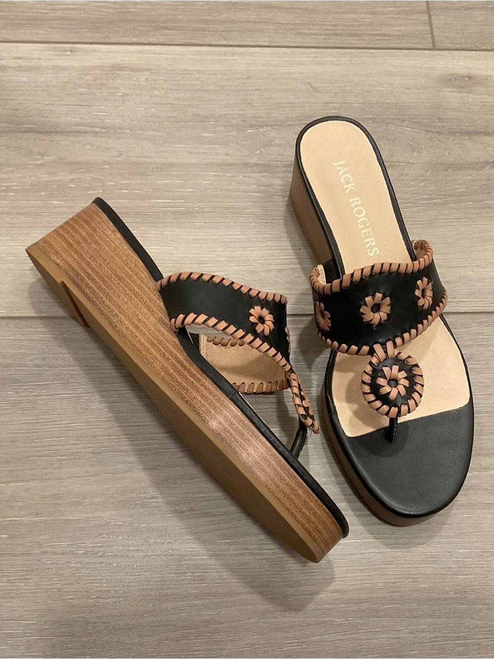 JACK ROGERS Jack’s Mid Wedge Platform Thong Sandal Black/Cafe Au Lait Sz 9.5 NEW